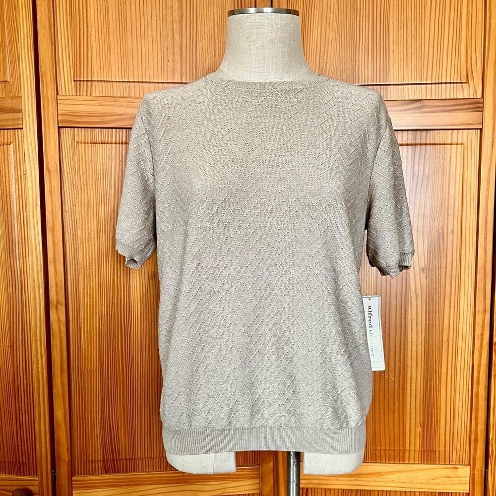 NWT Alfred Dunner Medium Beige Short Sleeve Knit Sweater Minimalist Coastal - Picture 3 of 7